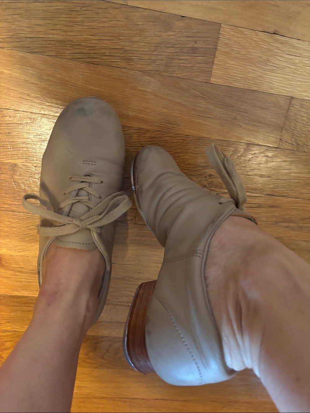 Capezio tan tap dance shoes split sole size 6.5